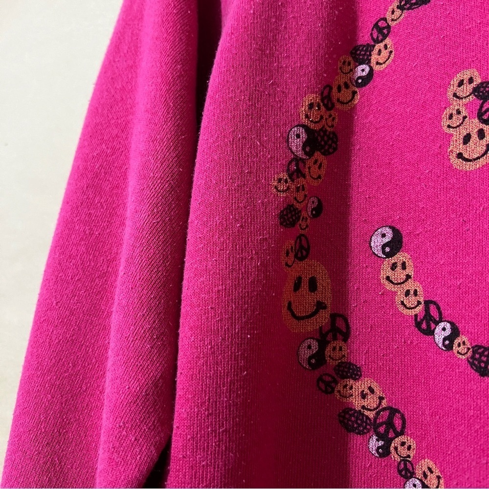 Re/Done NWT Upcycled Sweatshirt Smile Graphic Pink Crewneck Pullover Size XS/S - Picture 7 of 11